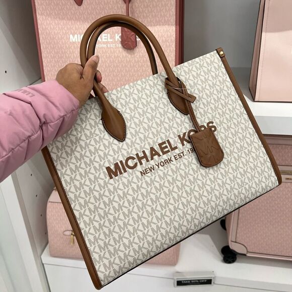 Michael Kors Mirella MD EW Tote vanilla Signature Messenger Shoulder Hand Bag - Picture 1 of 8